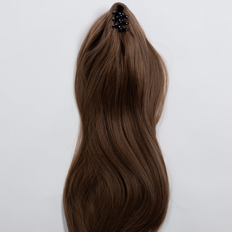 Ponytail Extension in Dunkelblond Asch, glatt, 75 cm - Rückansicht