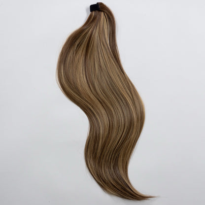 Ponytail Extension in Dunkelbraun Asch blond gesträhnt, glatt, 60 cm - Frontansicht