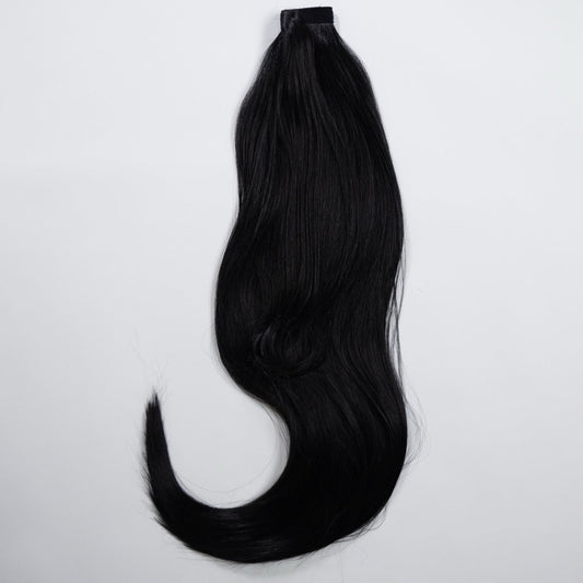 Ponytail Extension in Schwarz, glatt, 95 cm - Frontansicht